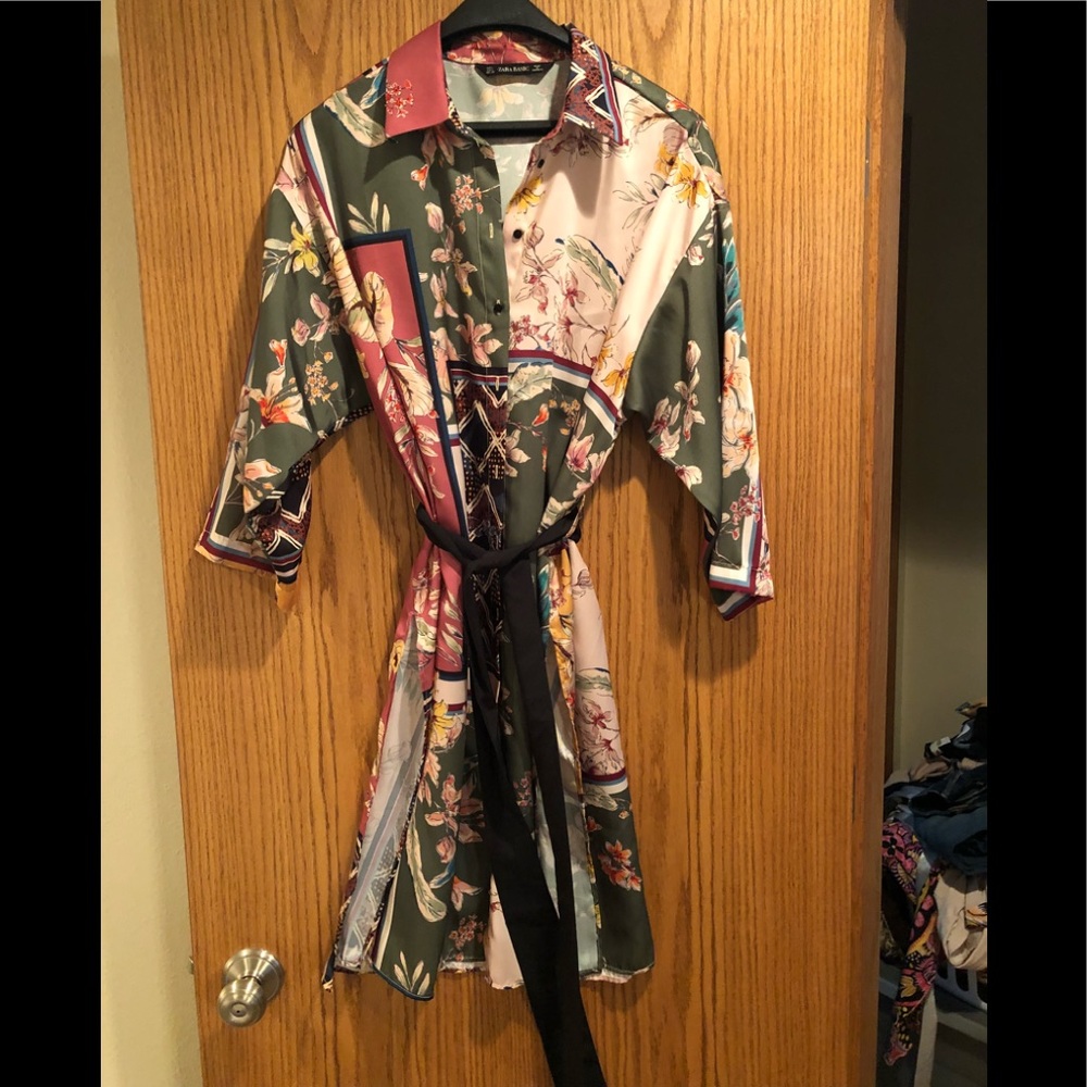 Zara printed tunic top. NWOT